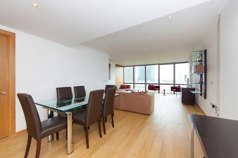 2 bedroom apartment to rent, No1. West India Quay, Canary Wharf E14