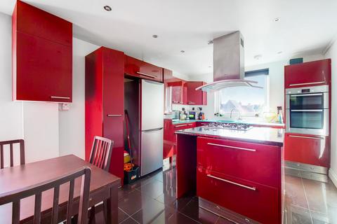 2 bedroom flat for sale, Burrows Road, London NW10