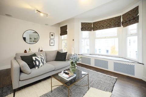 2 bedroom flat for sale, Burrows Road, London NW10