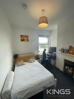 1 bedroom in a house share to rent, Cambridge Road, Southampton