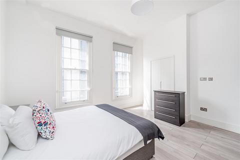 1 bedroom apartment to rent, Kensington High Street, Kensington, London, W8