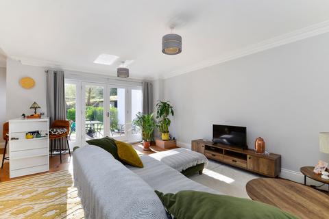 1 bedroom ground floor flat for sale, Catteshall Lane, Godalming GU7