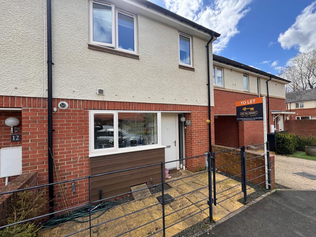 St. Mary Lane, St. Mary Park, Morpeth 3 bed semidetached house £975