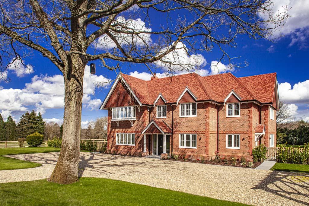 Orchard Lodge, Tutts Clump, RG7 5 bed detached house for sale £2,295,000
