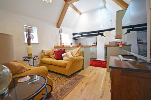 1 bedroom cottage to rent, 'Nicholas House', Islip
