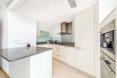 2 bedroom flat to rent, West India Quay, 26 Hertsmere Road, London