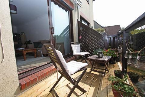 3 bedroom townhouse to rent, Coverack Way, Portsmouth PO6