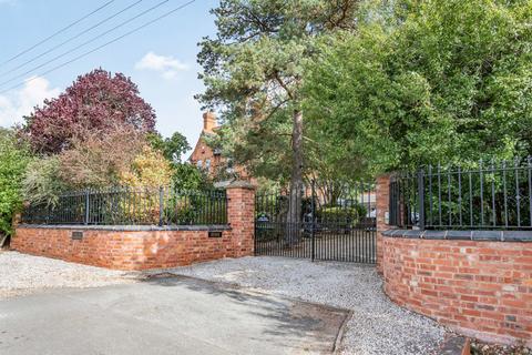 5 bedroom farm house for sale, New Road, Shuttington