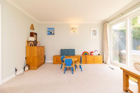 124 Ridge Langley, South Croydon, CR2 0AS
