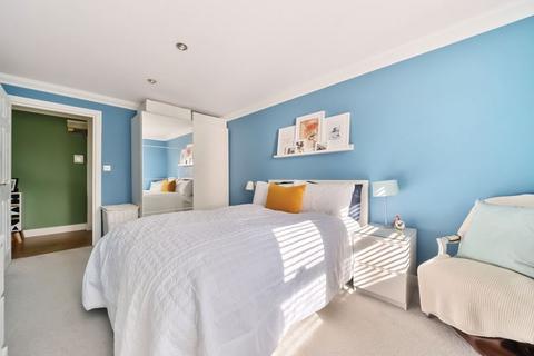 1 bedroom flat for sale, 247 Eltham High Street, London SE9