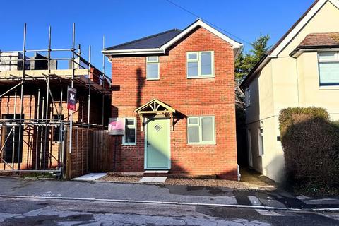 1 bedroom detached house for sale, Old Priory Road, Tuckton, BH6
