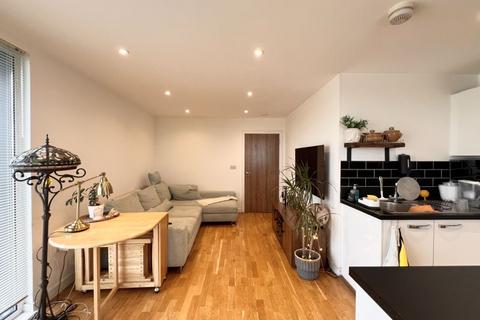 2 bedroom flat for sale, Loch Crescent, Edgware