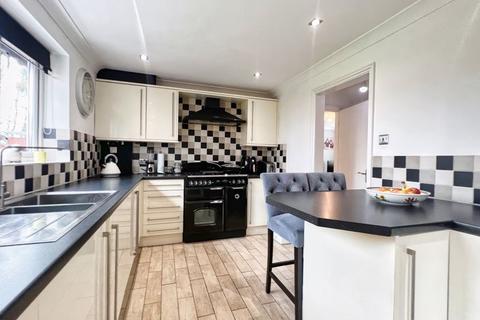 4 bedroom detached house for sale, 9 Coed-Y-Cadno, Pen-Y-Fai, Bridgend, CF31 4GA