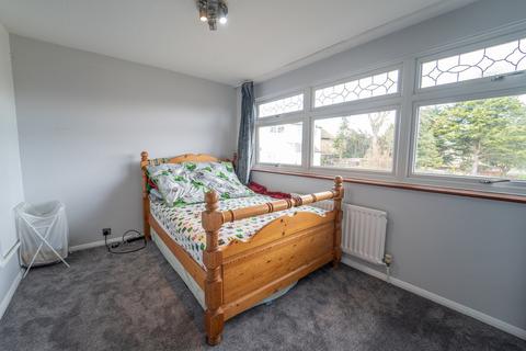 5 Turner Close, Hayes, UB4 8QF