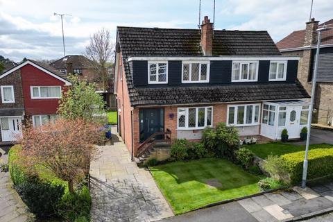 3 bedroom semi-detached house for sale, Conway Close, Heywood