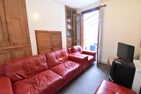 1 bedroom terraced house to rent, Kings Road, Exeter EX4