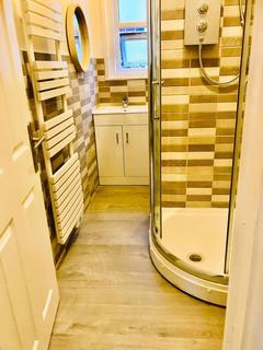 Flat 4, 16 Roslin Road, Bournemouth, BH3 7JD
