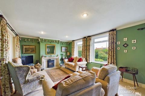 42 Tower Hill, Williton, Taunton, TA4 4NU