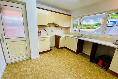 13 Greenway, Crediton, EX17 3LP