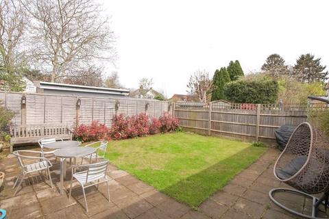 3 bedroom semi-detached house for sale, Rookery Close, Bodicote