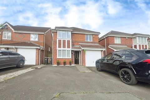 4 bedroom detached house for sale, Pear Tree Drive, Farnworth