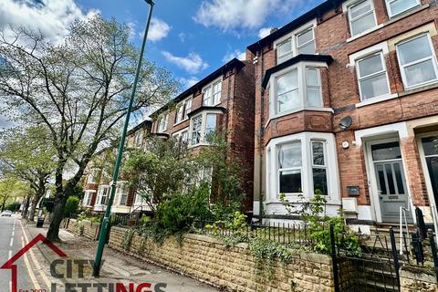 1 bedroom in a flat share to rent, Woodborough Road, Mapperley Park