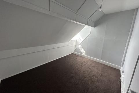 3 bedroom terraced house to rent, Sherwood Road, Sutton in Ashfield