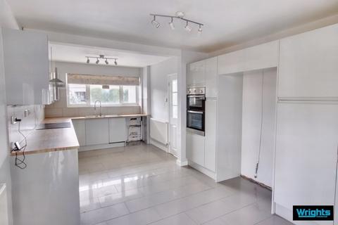 4 bedroom detached house to rent, Springfield Close, Corsham