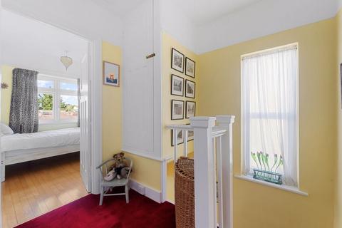 35 Cambridge Road, Carshalton, SM5 3QR