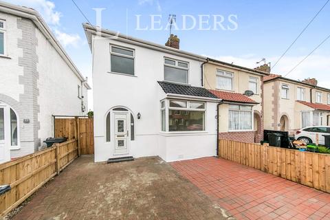 3 bedroom semi-detached house to rent, Melbourne Road, Clacton-on-Sea