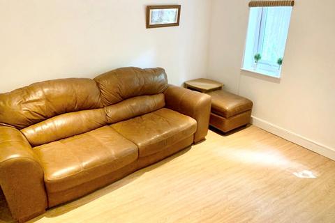 1 bedroom flat to rent, Above Worcester Road, Bromsgrove, B61