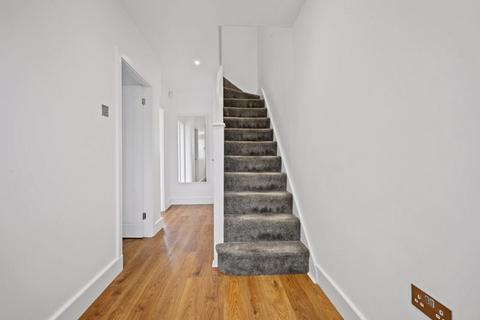 119 Abercorn Crescent, Harrow, HA2 0PY