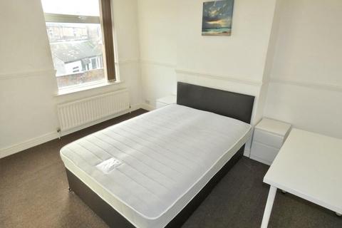 1 bedroom in a house share to rent, Room 1; Fletcher Road; ST4