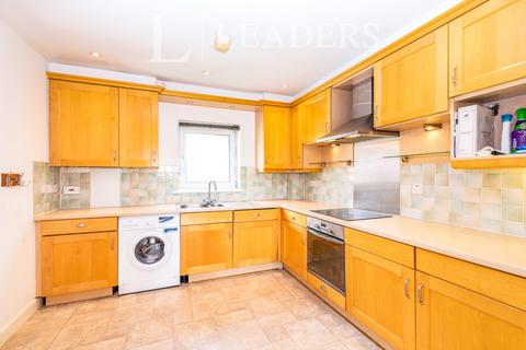 2 bedroom apartment to rent, Lysander Court, Gunwharf Quays