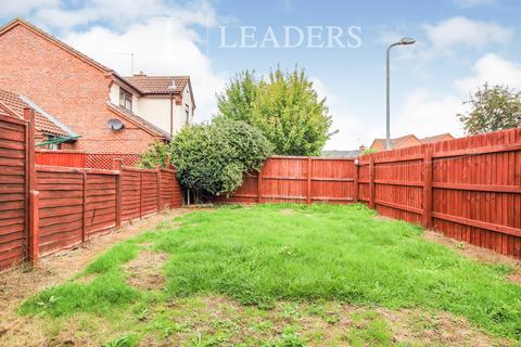 3 bedroom semi-detached house to rent, Yarrow Close, St. Peter's, Worcester, WR5