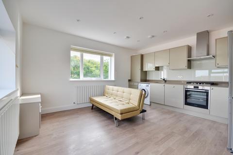 2 bedroom flat to rent, Pield Heath Road, Hillingdon, Middlesex UB8 3NJ
