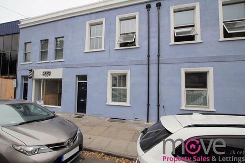 1 bedroom in a house share to rent, Ambrose Street, Cheltenham GL50