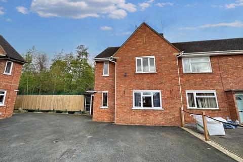 3 bedroom end of terrace house for sale, Mendip Road, Cheltenham GL52