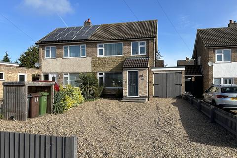 3 bedroom semi-detached house for sale, Browning Close, Melton Mowbray
