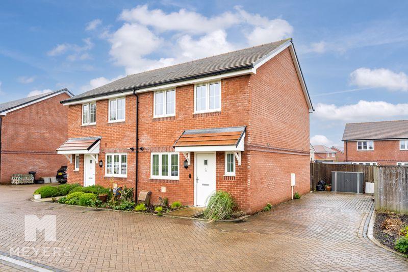 Augustus Avenue, Fordingbridge, SP6 1FL 3 bed semidetached house for sale £375,000