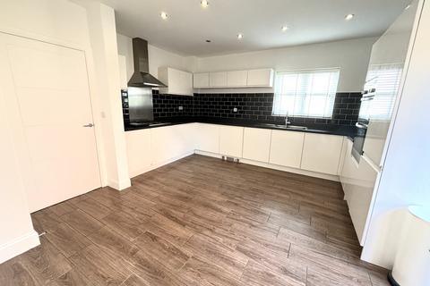 4 bedroom detached house to rent, Ashby Close, Highfields, Littleover