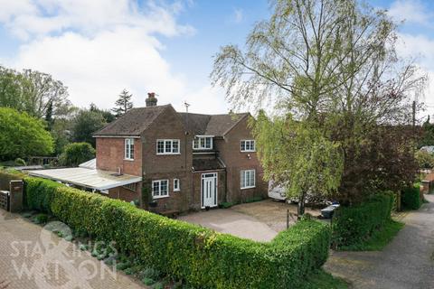 4 bedroom detached house for sale, Plumstead Road, Thorpe End, Norwich