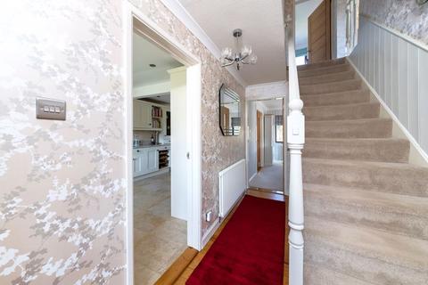4 bedroom detached house for sale, Colesbourne Road, Banbury OX15