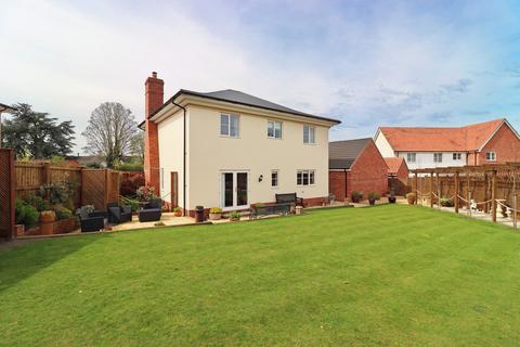 4 bedroom detached house to rent, Roe Deer Drive, Capel St. Mary