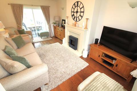 3 bedroom end of terrace house for sale, Mitchell Avenue, Bilston WV14