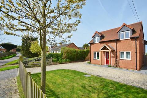 4 bedroom detached house for sale, Silver Street, Tetsworth