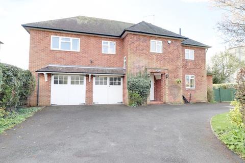 5 bedroom detached house for sale, Cemetery Road, Market Drayton TF9