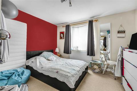 18 Flanders Crescent, London, SW17 9JA