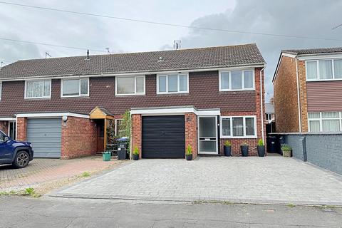 16 Whites Row, Kenilworth, CV8 1HW