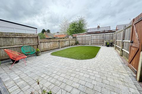16 Whites Row, Kenilworth, CV8 1HW